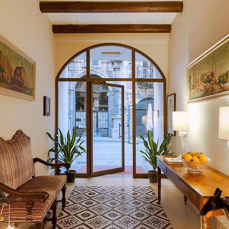 Palazzo Arone Dei Baroni Di Valentino Hotell Palermo Exteriör bild