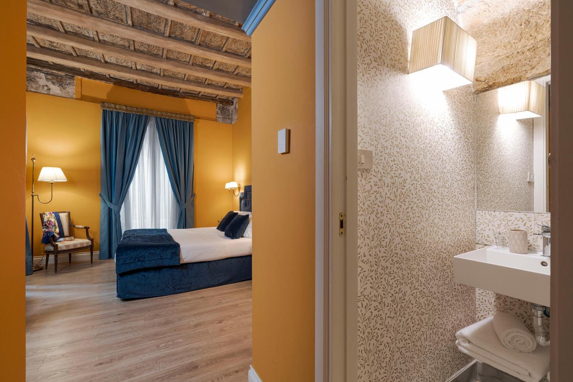 Palazzo Arone Dei Baroni Di Valentino Hotell Palermo Exteriör bild