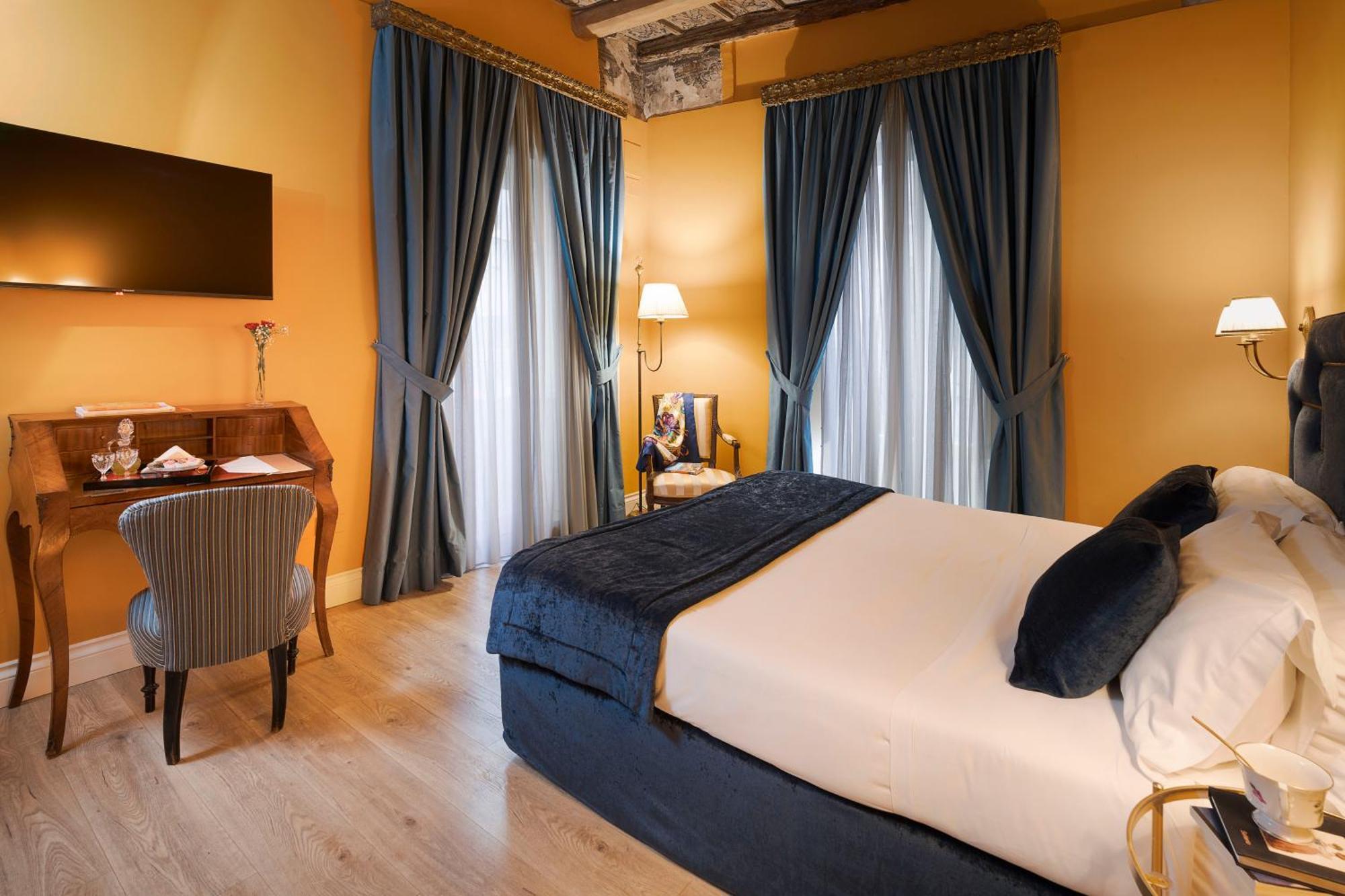 Palazzo Arone Dei Baroni Di Valentino Hotell Palermo Exteriör bild